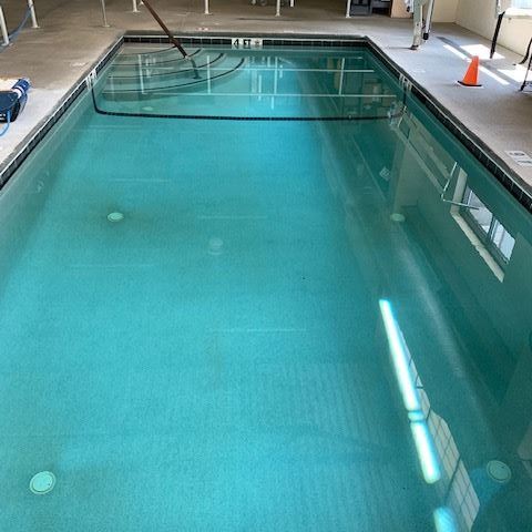 Therapy pool 1